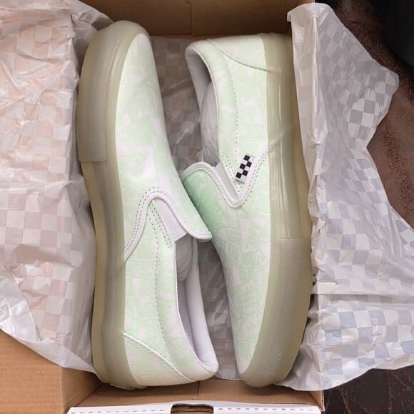 1 LEFT! 7.5 Vans Skate Slip On Glow White - Picture 9 of 11